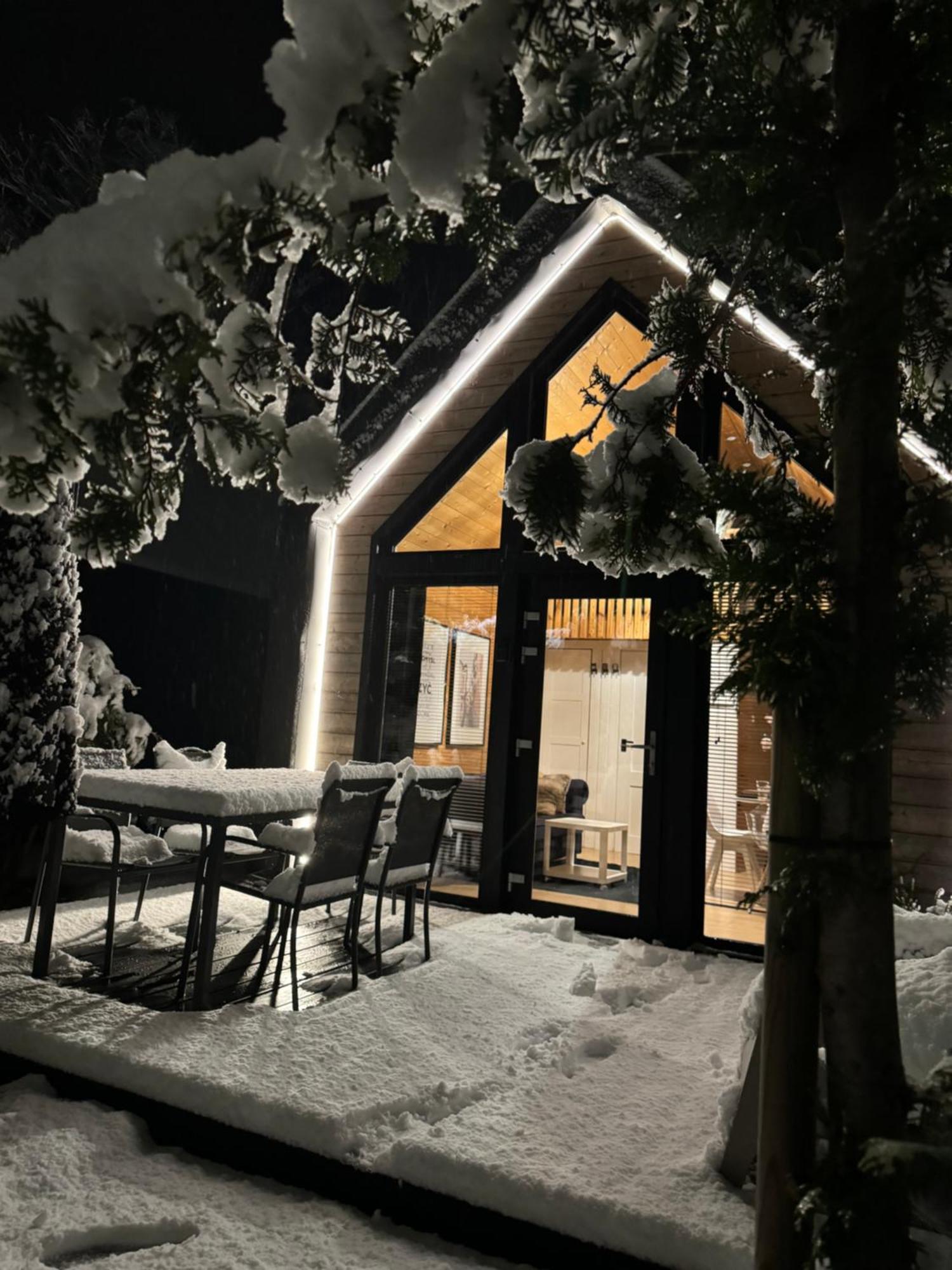 Trzy Domki W Mielnie Großmöllen Exterior foto
